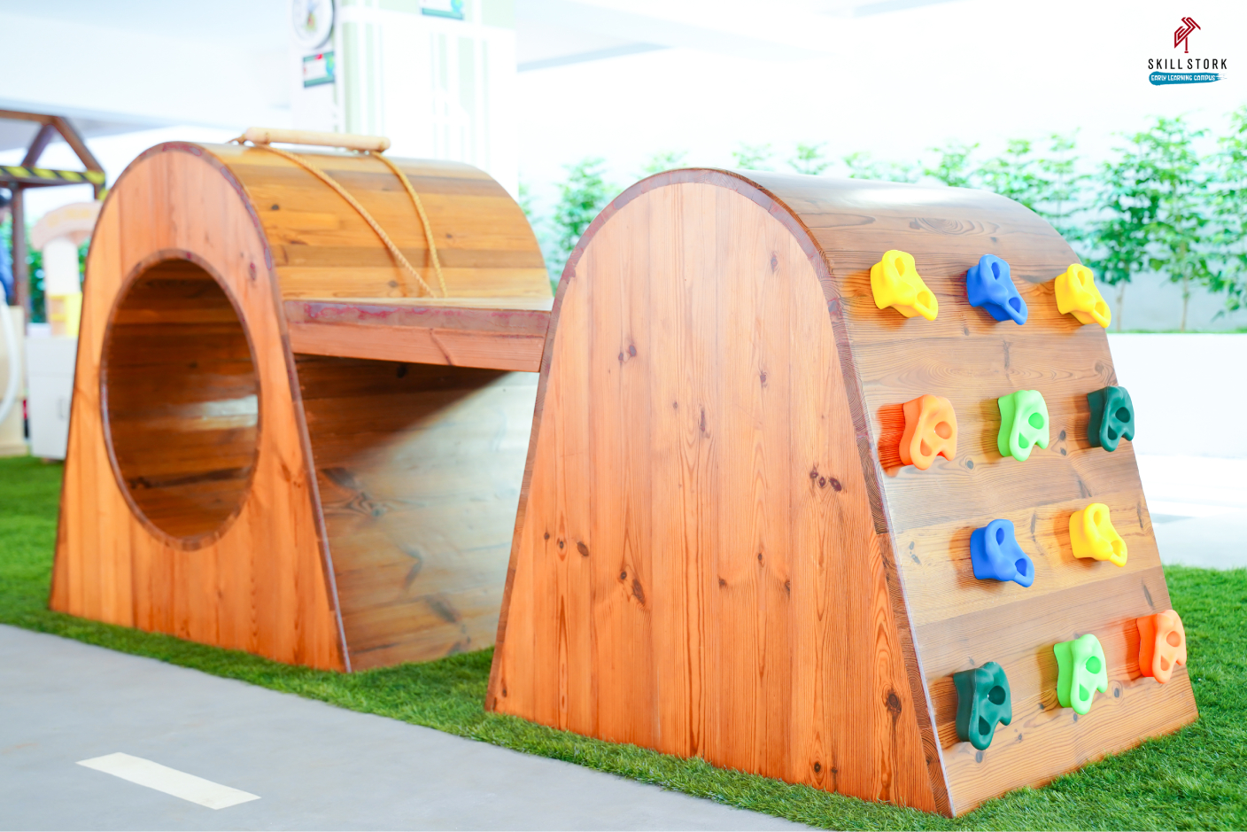 Nature Play Hideaway